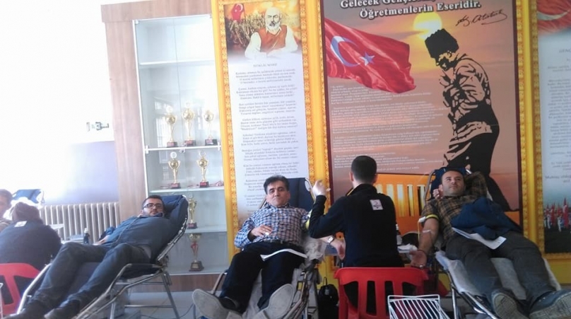 Öğrencilerden örnek davranış
