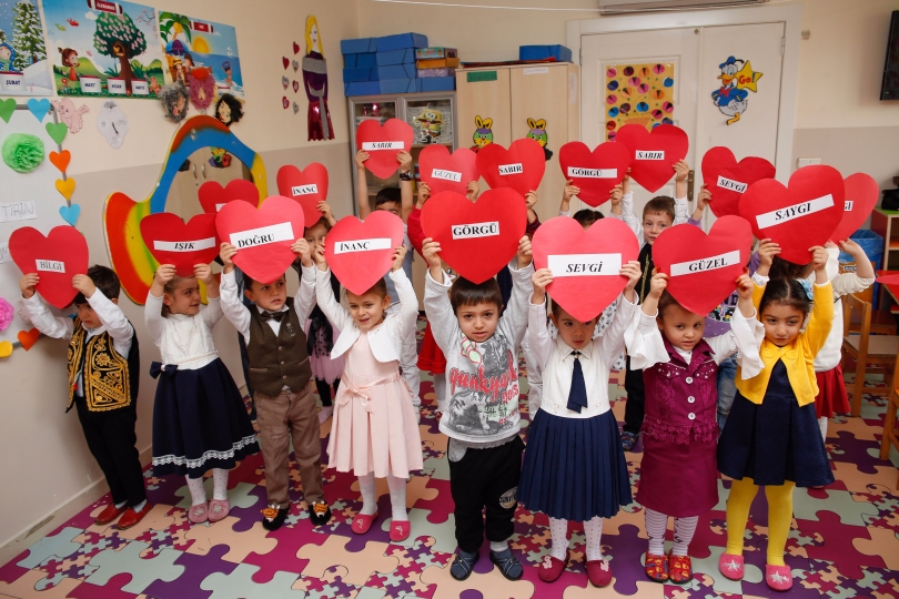 Minik Yüreklerden Anlamlı Kutlama