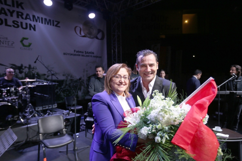 Gaziantepliler Ferhat Göçer’le Coştu