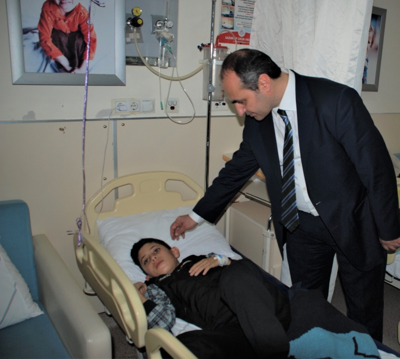 Doç. Dr. Turgut'tan İldeki kamu hastanelerine ziyaret