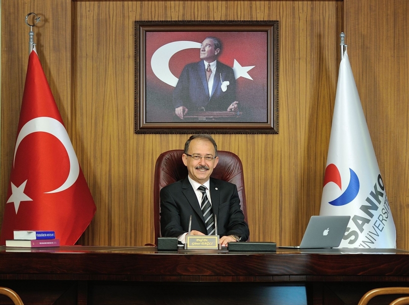 Rektör Dağlı’ dan “10 Ocak Çalışan Gazeteciler Günü” Mesajı