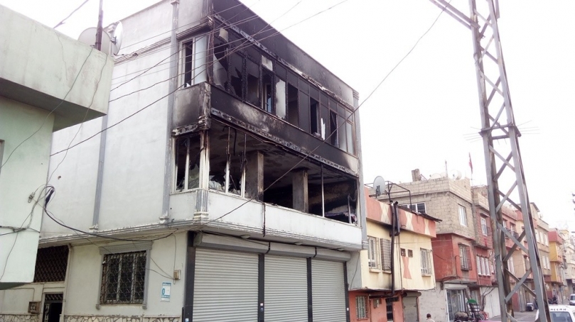 Bir Aileyi Yanmaktan Son Anda Kurtardı