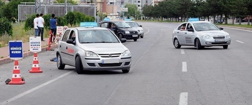 Ehliyette yeni dönem başladı
