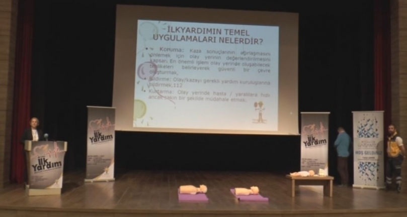 AK Parti Kadın kollarından ilkyardım eğitimi