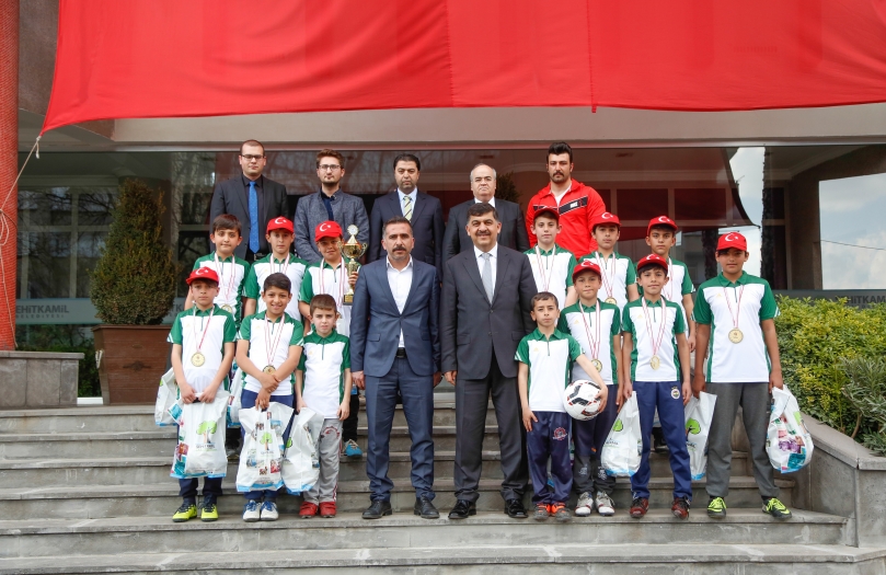 Başkan Fadıloğlu, Şampiyonları Ağırladı