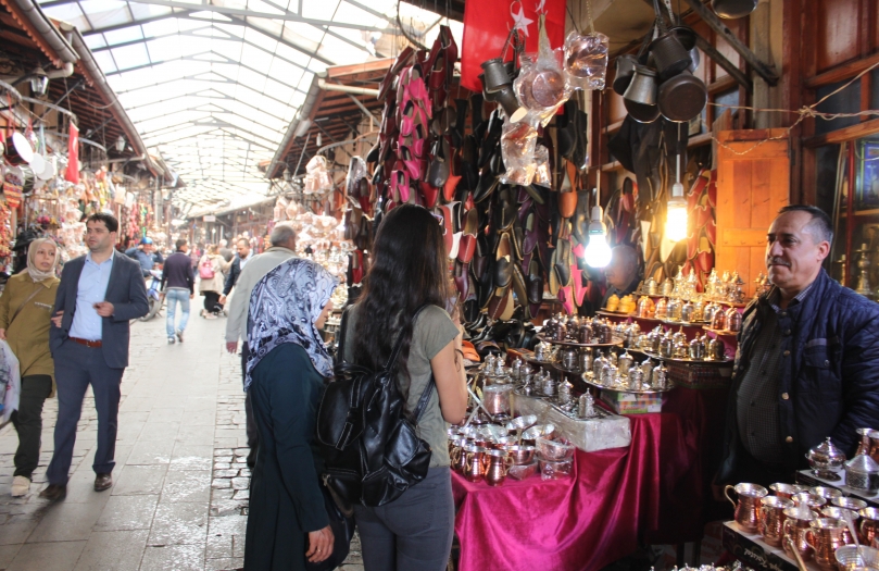 Bahar geldi çarşı şenlendi
