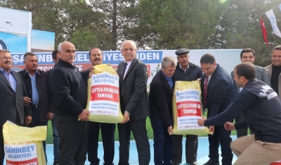 Şahinbey’de Çiftçilere 2 Bin Ton Gübre Desteği