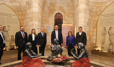 Kültür Ve Turizm Bakanı Ersoy, Tarihi Mekanlara Hayran Kaldı