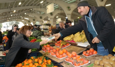 Poşet Ücretli Oldu, Bez Alışveriş Torbası Geri Döndü