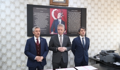 Vali Gül 60 Okul İçin Z Kütüphane Protokolü İmzaladı