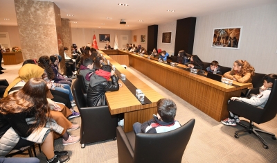 Vali Gül Biz Anadoluyuz Projesi Kapsamında Öğrencilerle Buluştu