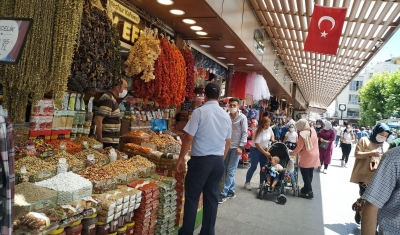 Kurban satış alanlarında pandemi önlemlerini artırıldı
