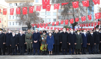 Kurtuluş’un Yüzüncü Yılında İlk Tören 15 Temmuz Demokrasi Meydanı'nda yapıldı