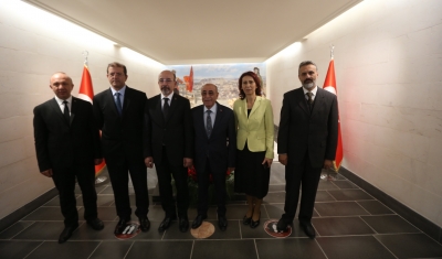 Gaziantepli kahramanların Kurtuluş Savaşı’nda savaştığı cephelerden topraklar şehitliğe bırakıldı