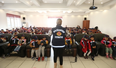 Gaziantep İtfaiyesi minikleri ağırladı