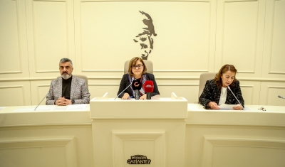 Büyükşehir Meclisinin gündemi depremzedeler oldu