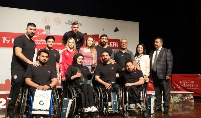 Büyükşehir, 19 Mayıs’a özel düzenlenen turnuvaların ödüllerini dağıttı