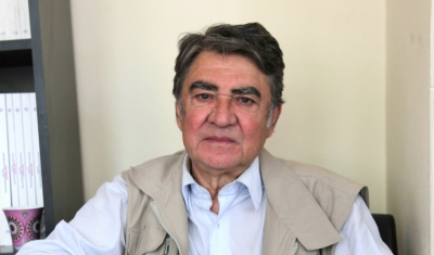 Azeri Öğretim Üyesinden Çeviri Kitabı