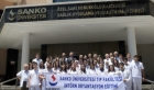 SANKO Üniversitesi Tıp Fakültesi’nde ilk intörn doktorlar eğitimlerine başladı
